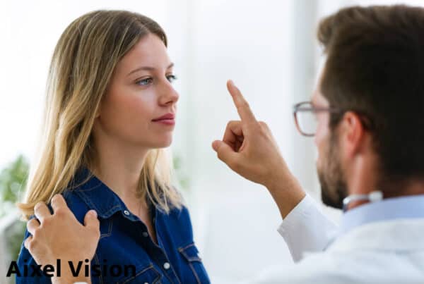 un orthoptiste chez Aixel Vision Ophtalmologie -1